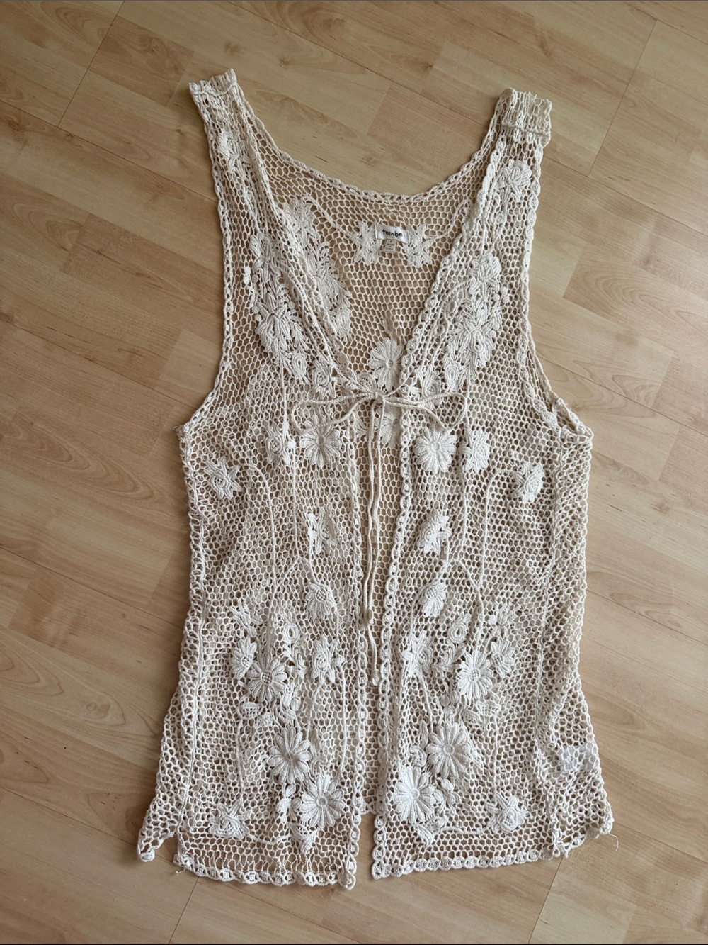 TeenBell Crochet Open-Knit Vest in Cream